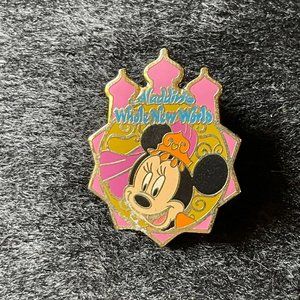 Tokyo‎ Disney Minnie Aladdin Prize Tokyo Disney Land Sea Pin Japan